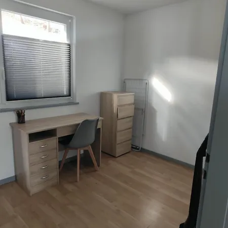 Appartement Maison Pour Des