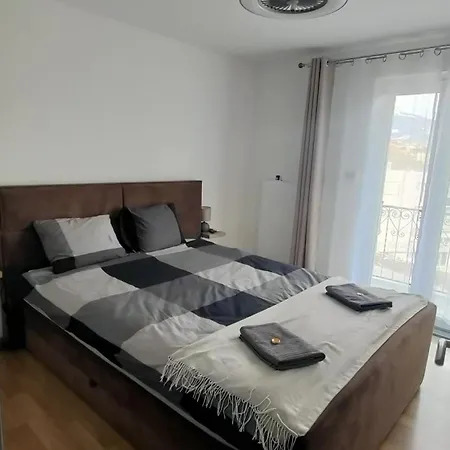 Appartement Maison Pour Des *